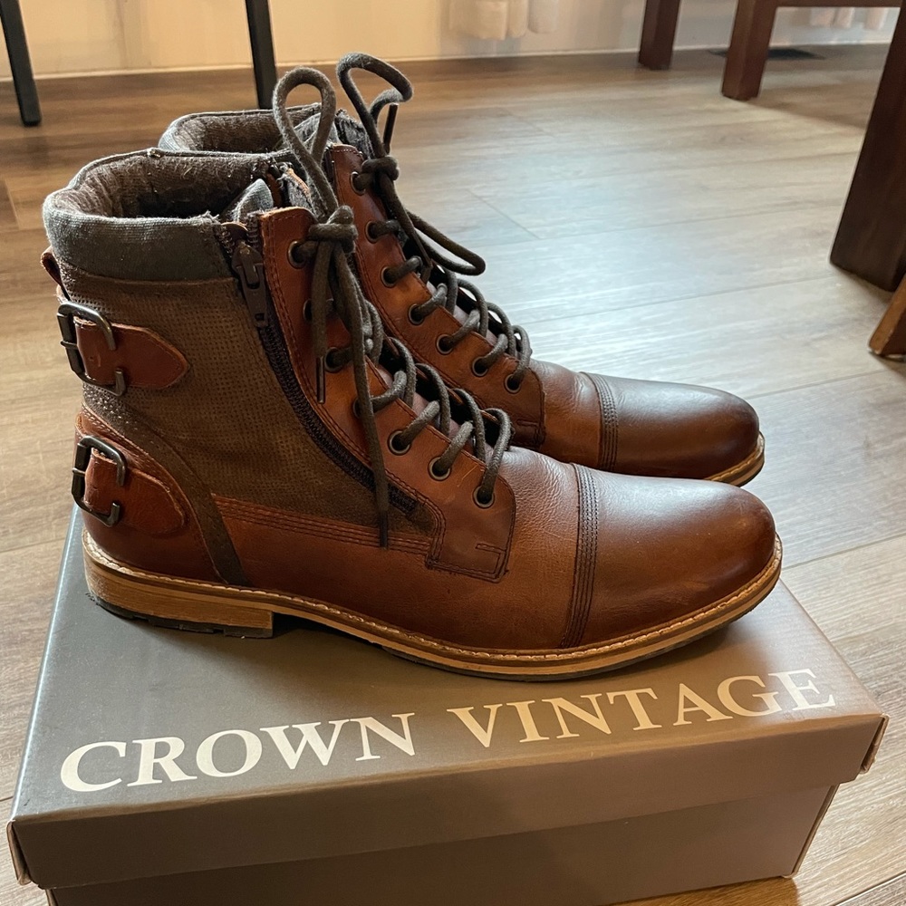 Crown Vintage Brandon Double Buckle Size 11.5